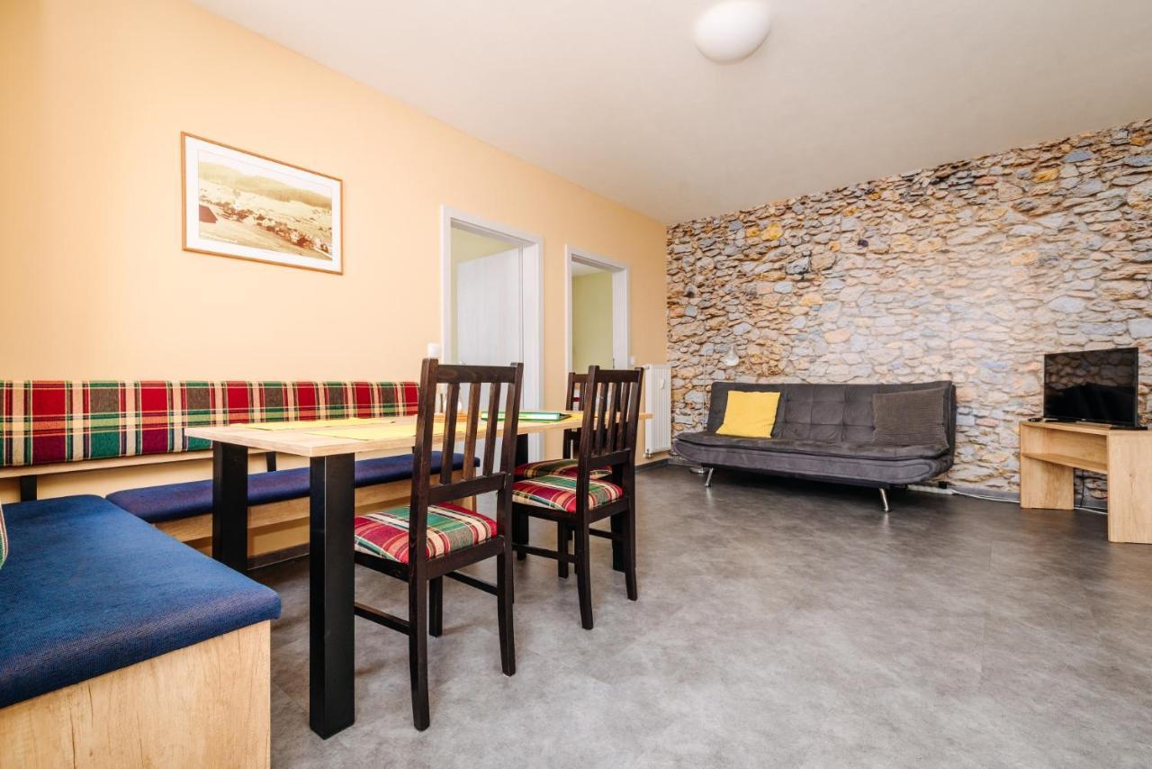 Aura III Appartement Boží Dar Buitenkant foto