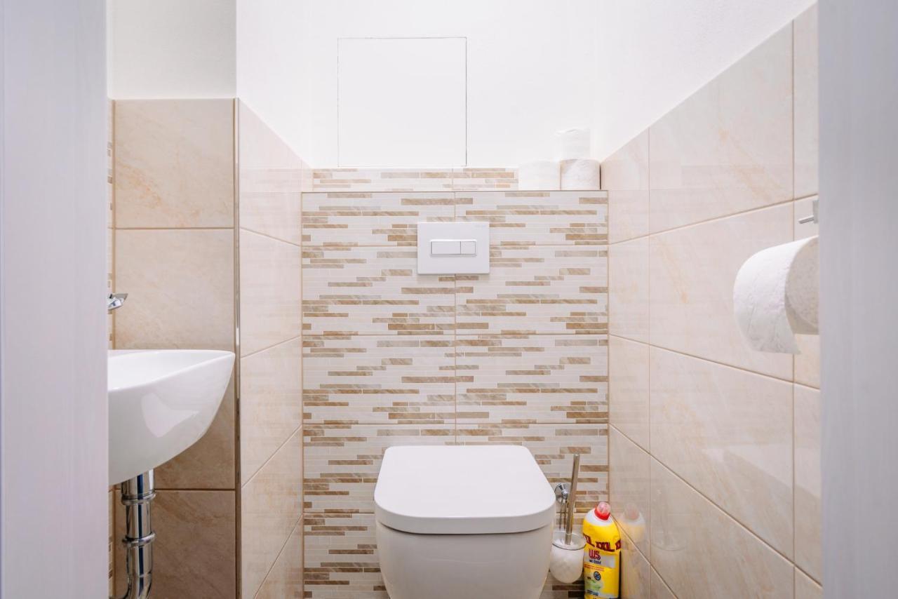 Aura III Appartement Boží Dar Buitenkant foto